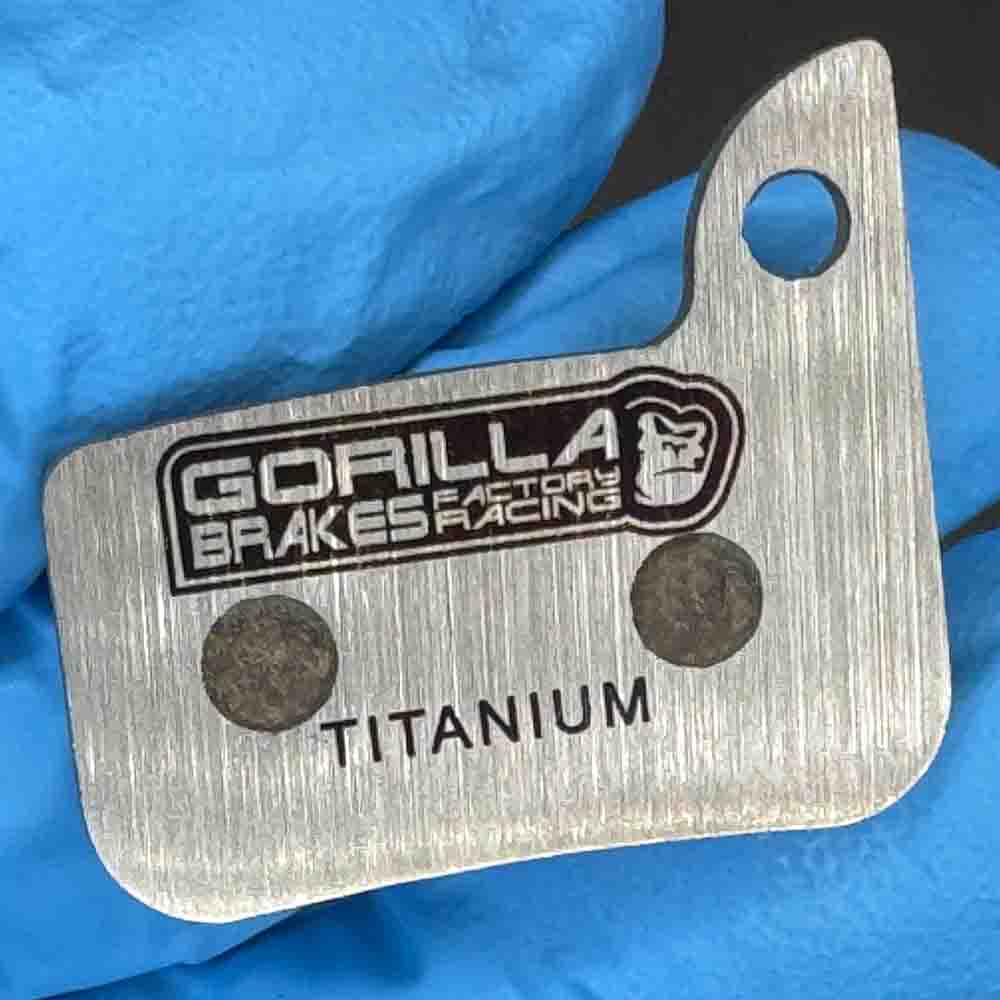 SRAM Rival 1 HRD / Rival 22 HRD small asymmetric titanium disc brake pads
